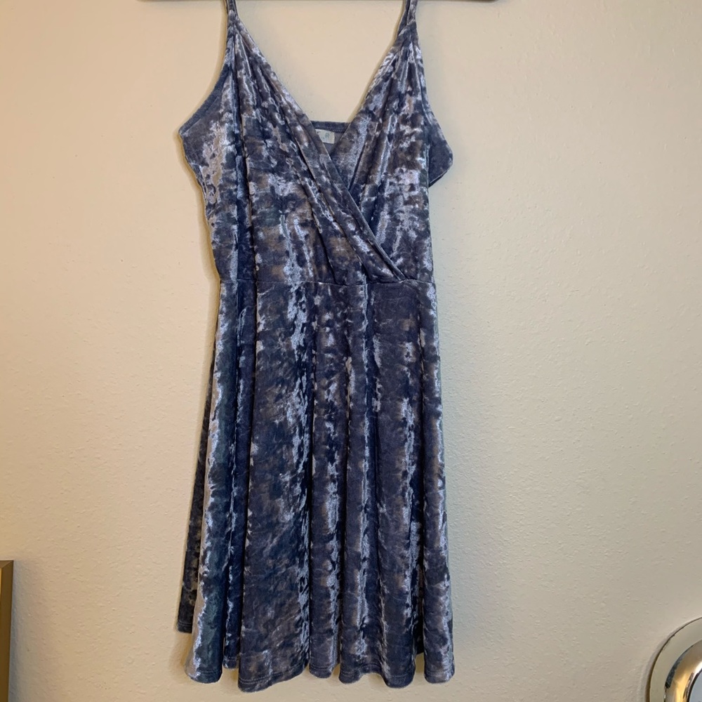 adorable blue velvet dress!